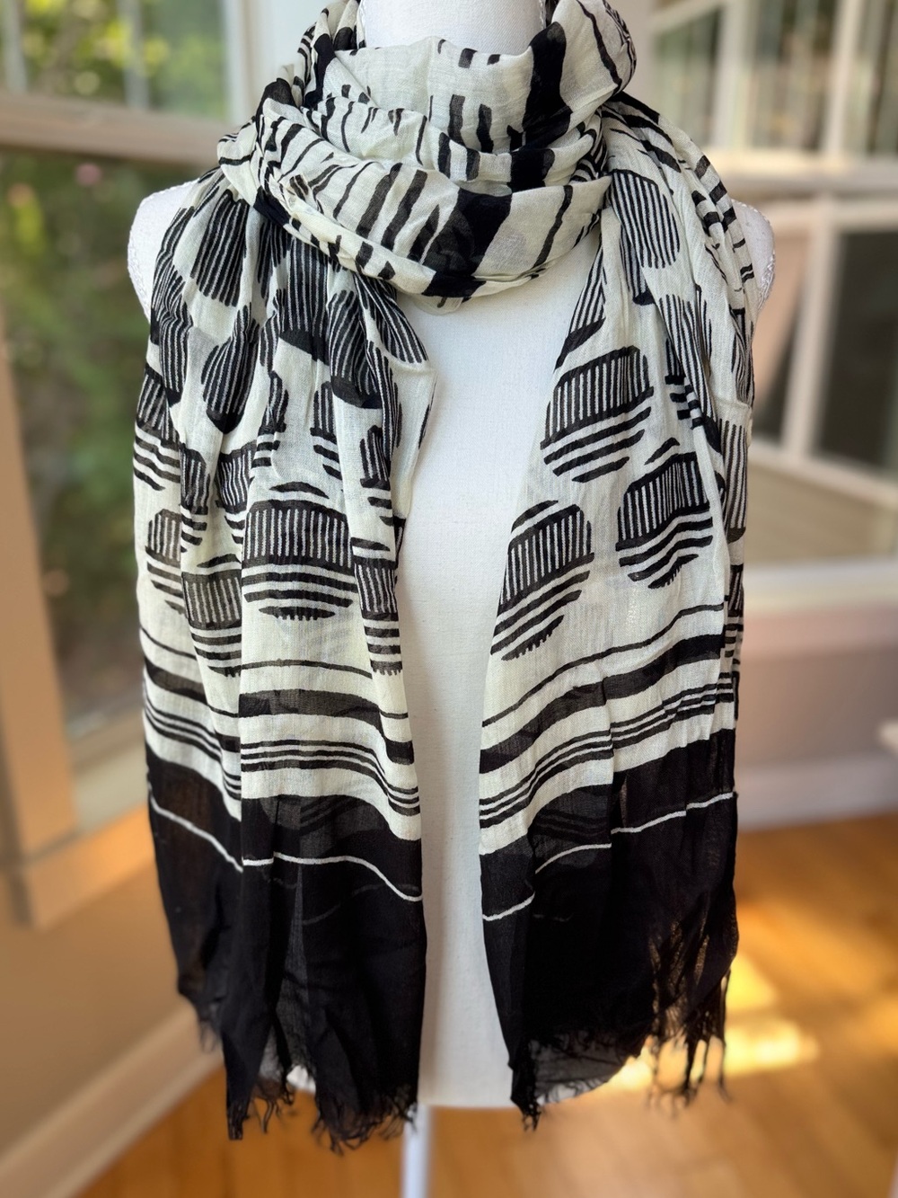 The Limited Black & White Graphic Stripe Rectangle Scarf